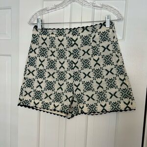 Zara Cream Shorts with Dark Green Geometric Print